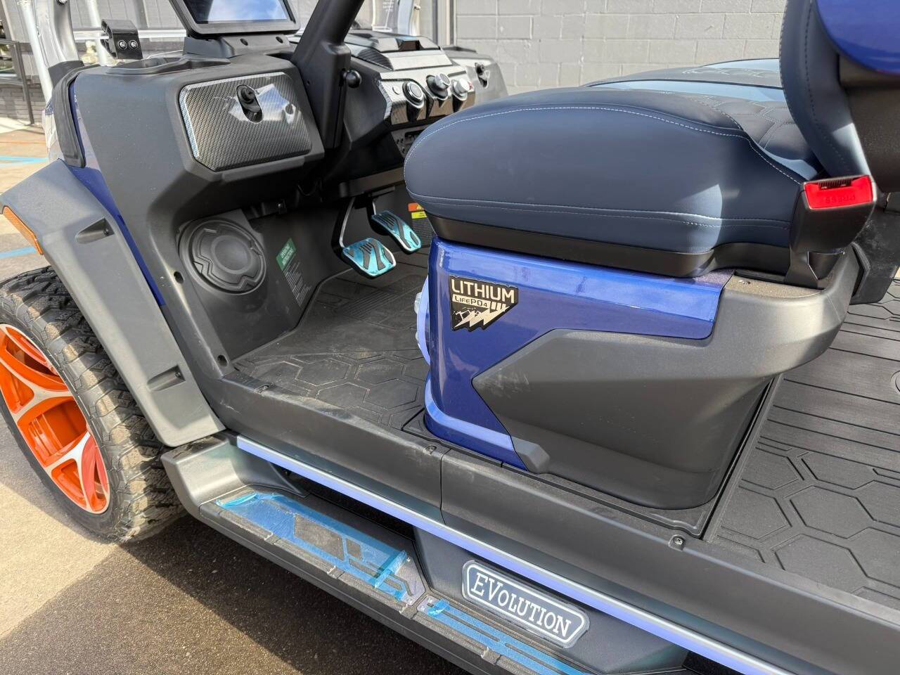 2025 HDK-EVOLUTION D-MAX XT4 Lake Orion MI