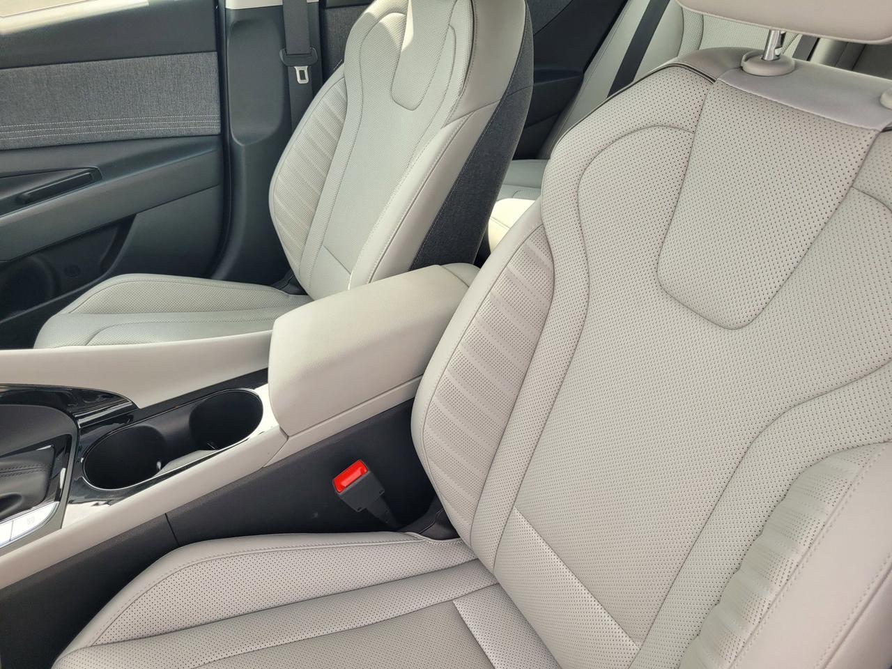 2025 HYUNDAI ELANTRA HYBRID LIMITED Roseville CA