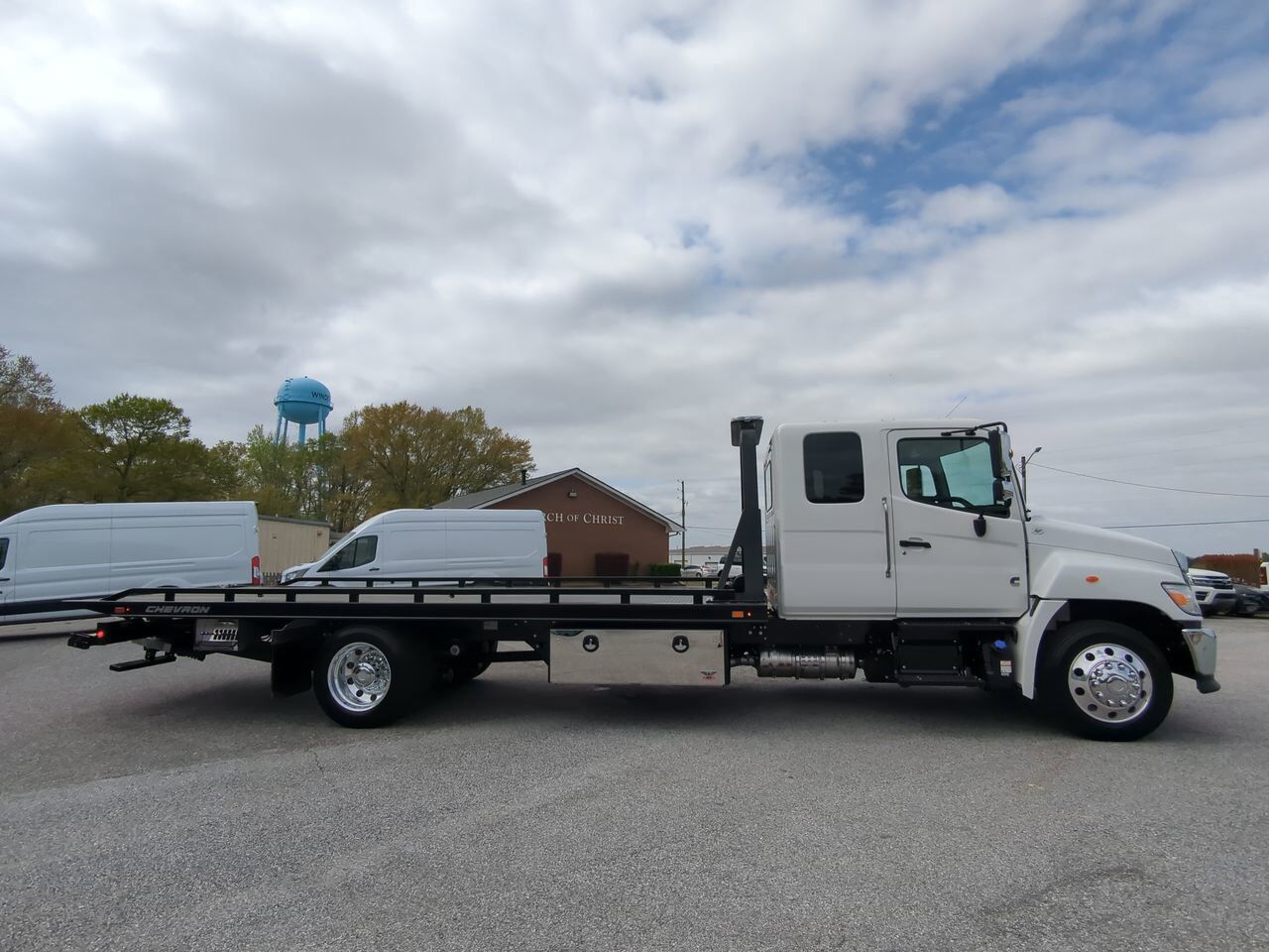 2025 Hino Incomplete Vehicle Winder GA