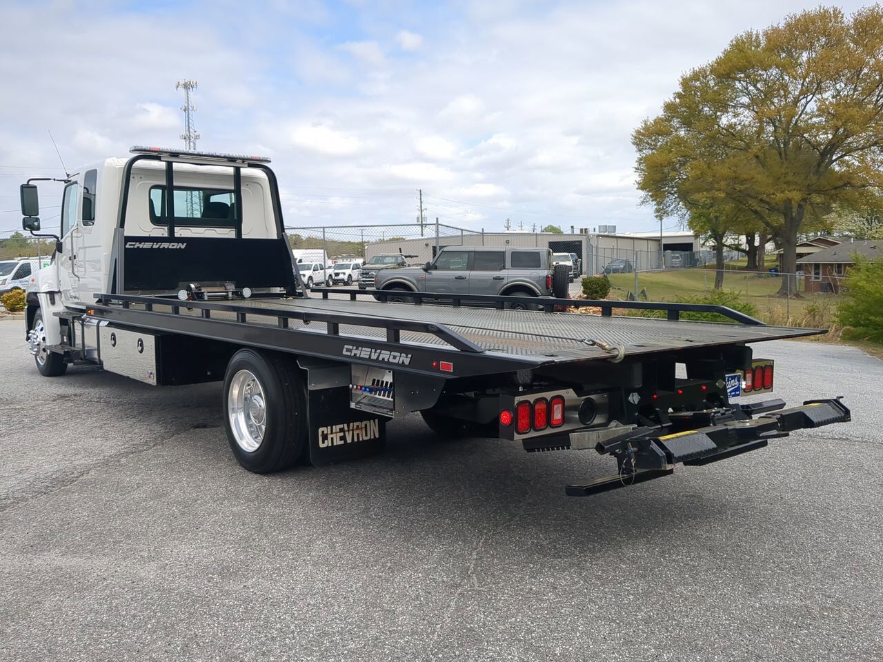 2025 Hino Incomplete Vehicle Winder GA