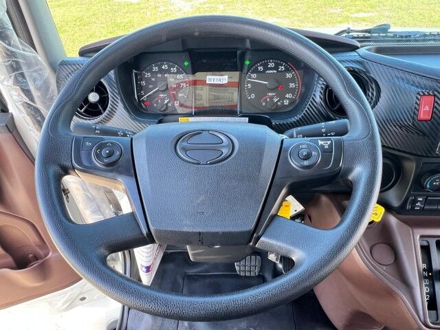 2025 Hino L6 26' Dry Box Truck Homestead FL