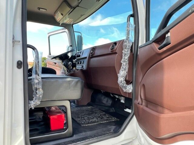 2025 Hino L6 26' Dry Box Truck Homestead FL