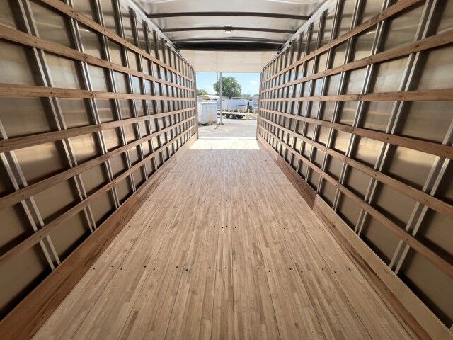 2025 Hino L6 26' Dry Box Truck with 2,200 lb Lift Gate Miami FL