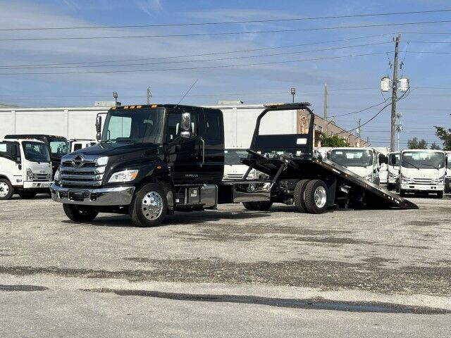 2025 Hino L6 Extended Cab 22&apos; Jerr-Dan Rollback Car Carrier Sharkbed Truck