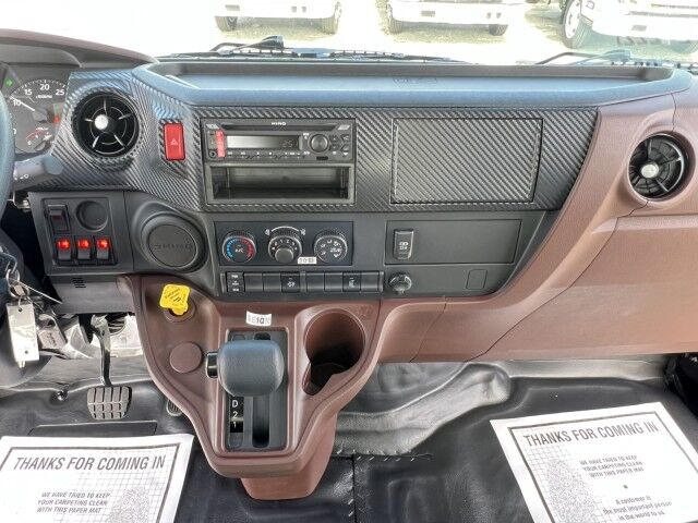 2025 Hino L6 Extended Cab 22&apos; Jerr-Dan Rollback Car Carrier Sharkbed Truck Miami FL