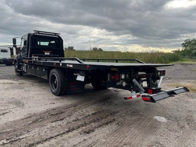 2025 Hino L6 Extended Cab 22' Jerr-Dan Rollback Car Carrier Truck