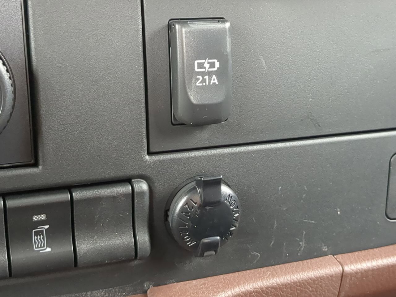 2025 Hino L6 Extended Cab equipped with Chevron 21.5ft LCG Rollback Body Winder GA