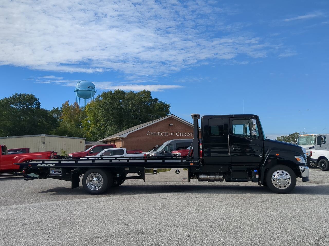 2025 Hino L6 Extended Cab with Chevron LCG Rollback Winder GA