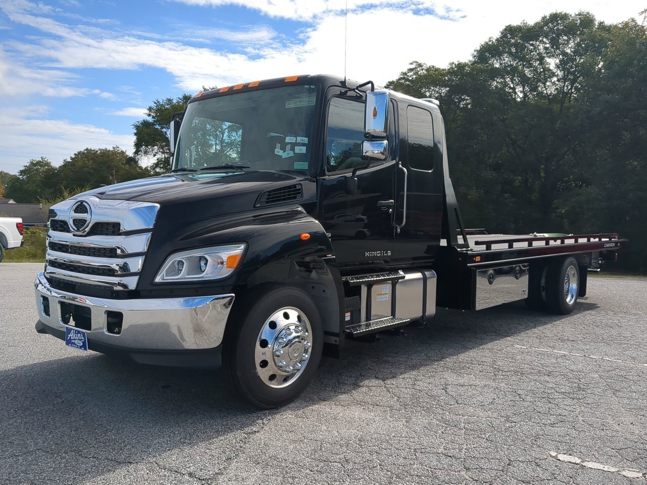 2025 Hino L6 Extended Cab with Chevron LCG Rollback Winder GA