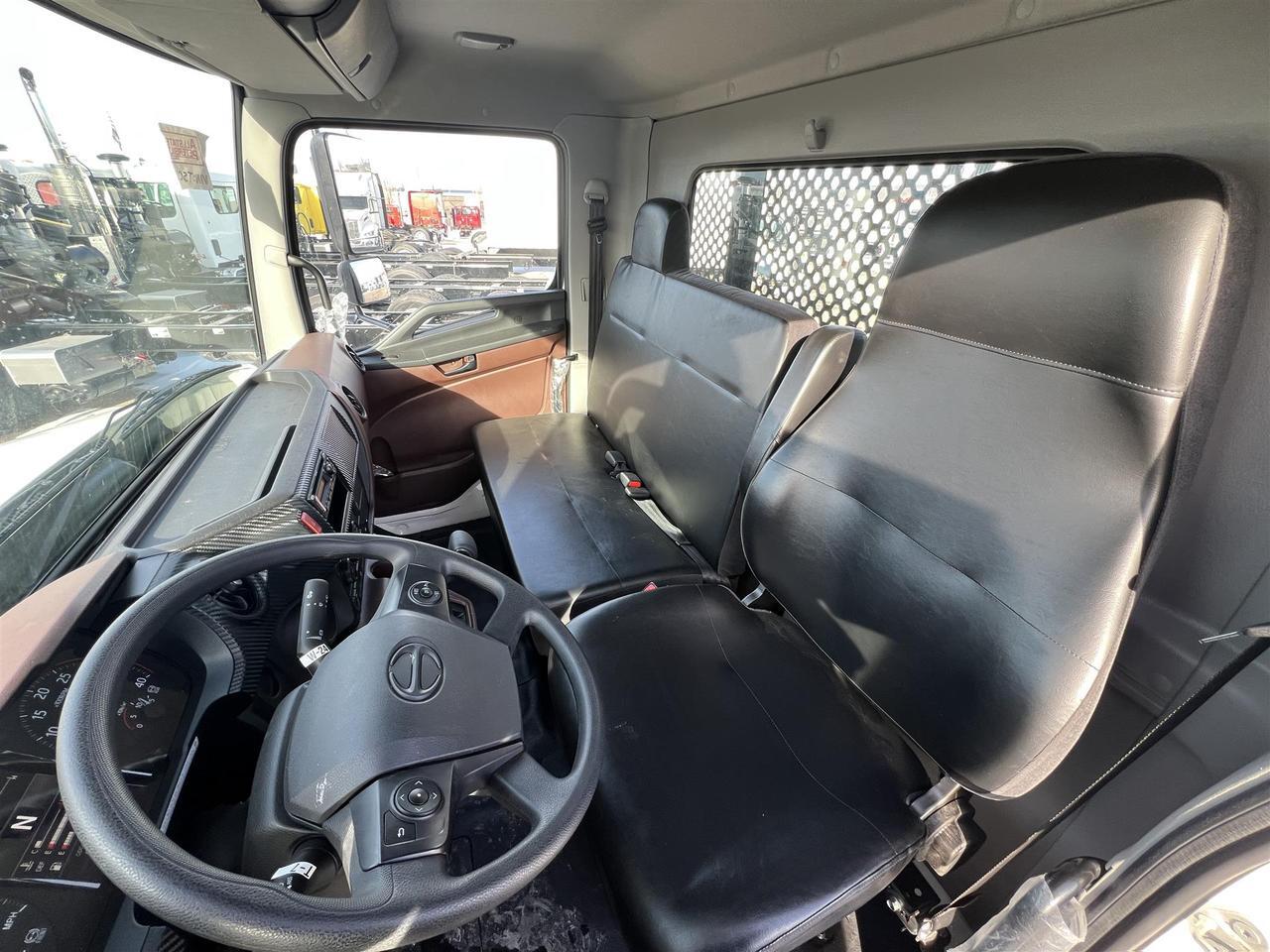 2025 Hino L6 Non South St. Paul MN