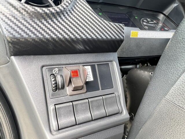 2025 Hino L7 20' BABCO Steel Flatbed Truck with Dur-A-Lift DLT2-60DP, 67' Wor Homestead FL