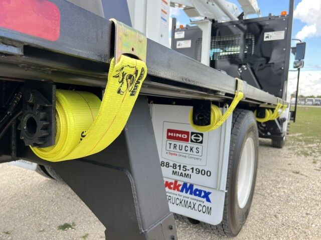 2025 Hino L7 20' BABCO Steel Flatbed Truck with Dur-A-Lift DLT2-60DP, 67' Wor Homestead FL