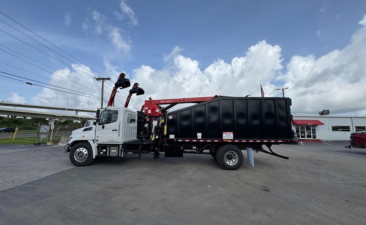 2025 Hino L7 28 Yard Pac Mac Grapple Truck Tampa FL