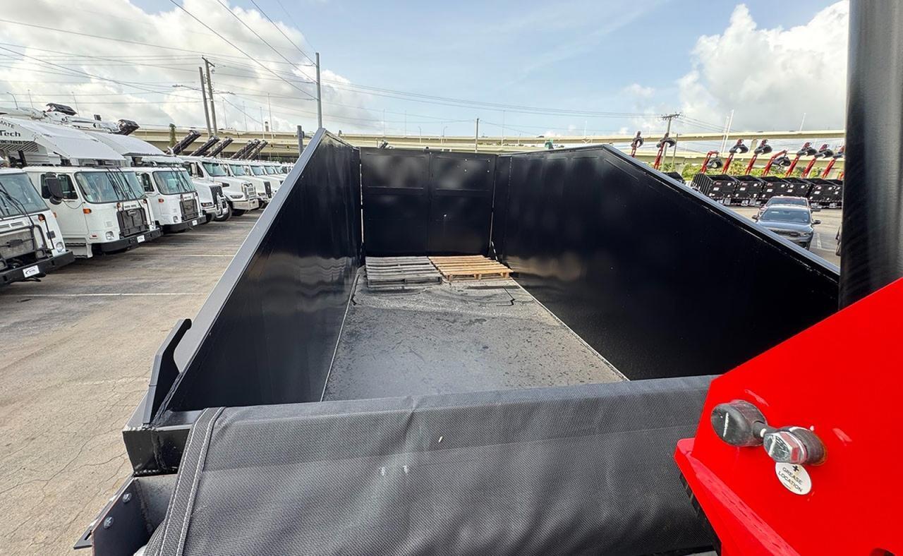 2025 Hino L7 28 Yard Pac Mac Grapple Truck Tampa FL