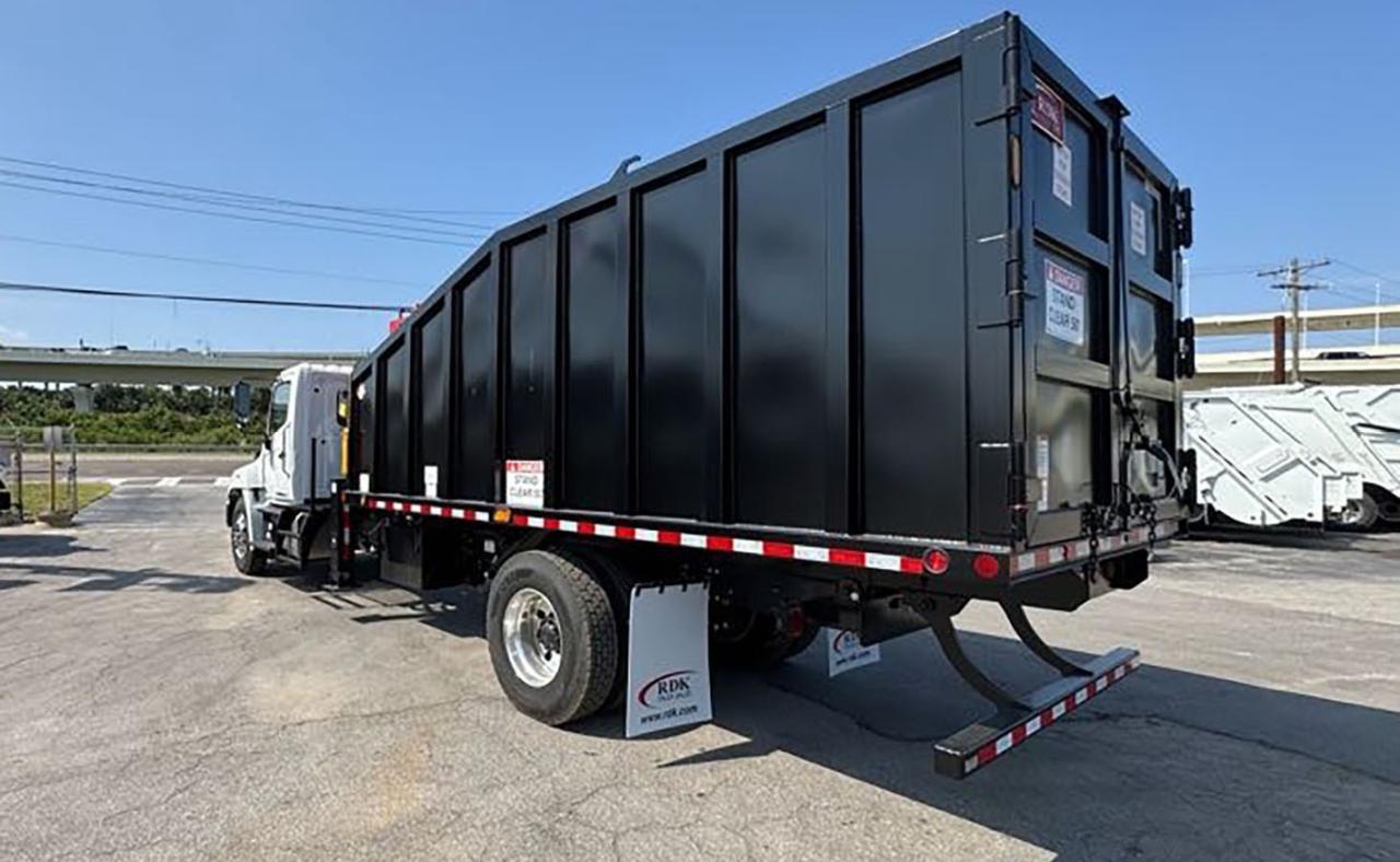 2025 Hino L7 28 Yard Pac Mac Grapple Truck Tampa FL