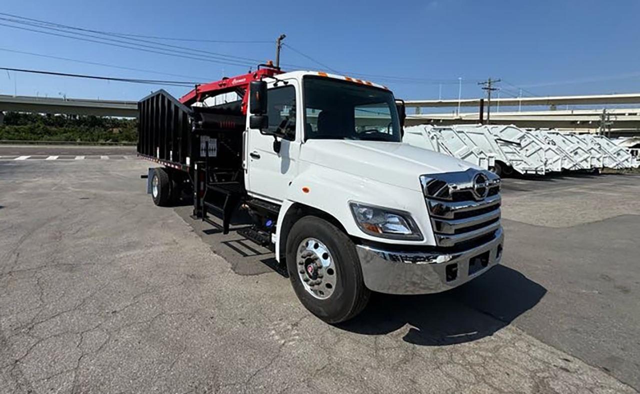 2025 Hino L7 28 Yard Pac Mac Grapple Truck Tampa FL