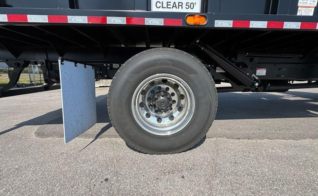 2025 Hino L7 28 Yard Pac Mac Grapple Truck Tampa FL