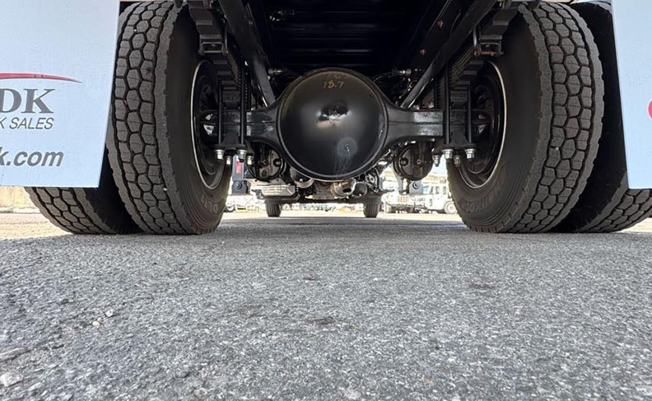 2025 Hino L7 28 Yard Pac Mac Grapple Truck Tampa FL