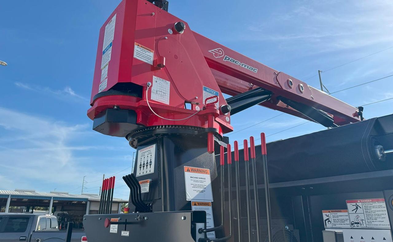 2025 Hino L7 28 Yard Pac Mac ML Grapple Truck Tampa FL