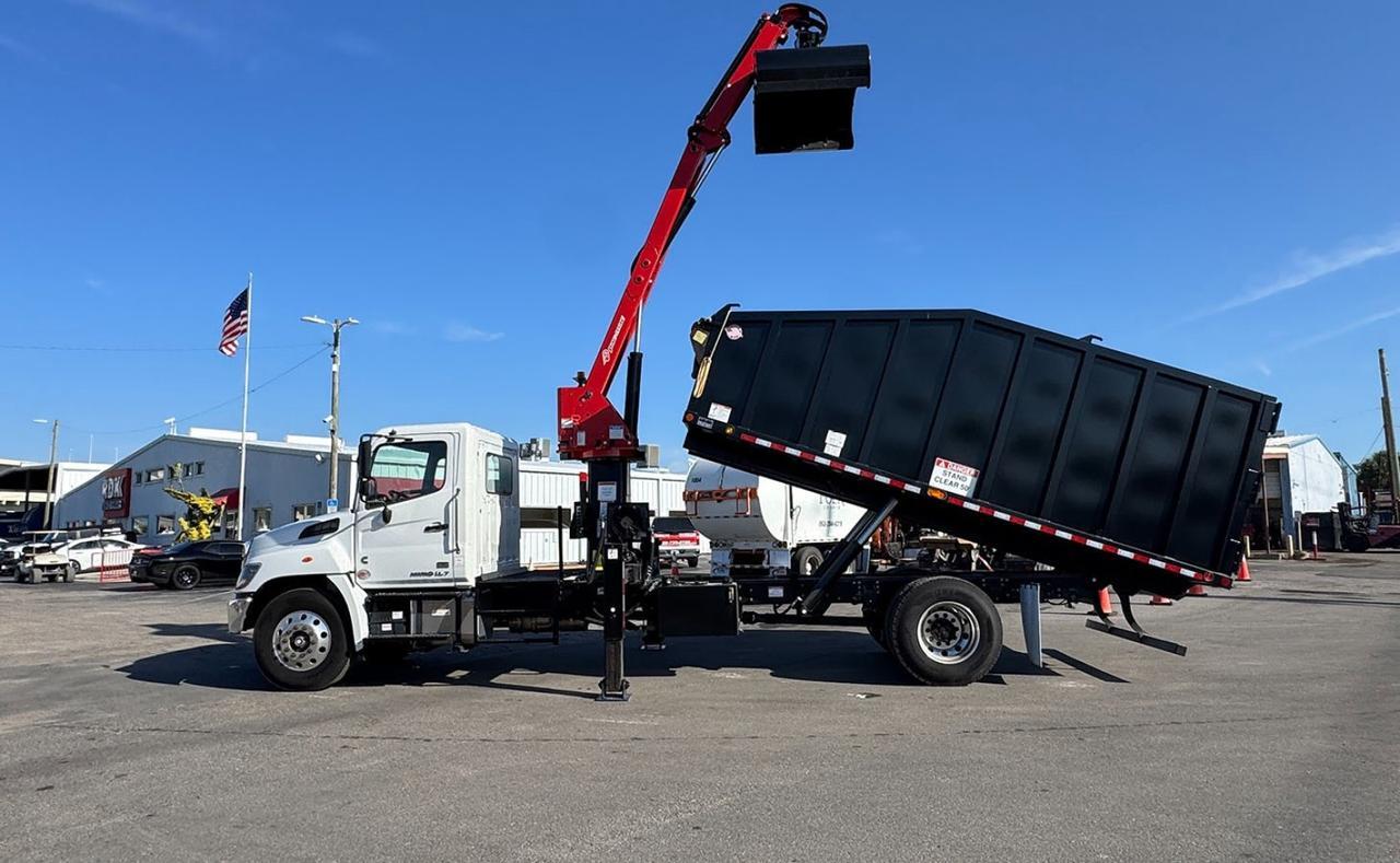 2025 Hino L7 28 Yard Pac Mac ML Grapple Truck