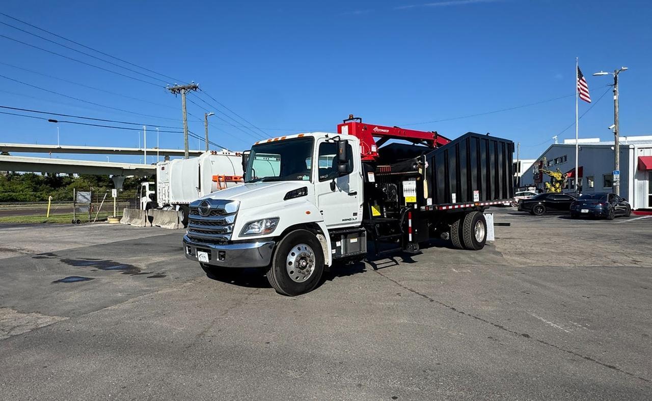 2025 Hino L7 28 Yard Pac Mac ML Grapple Truck