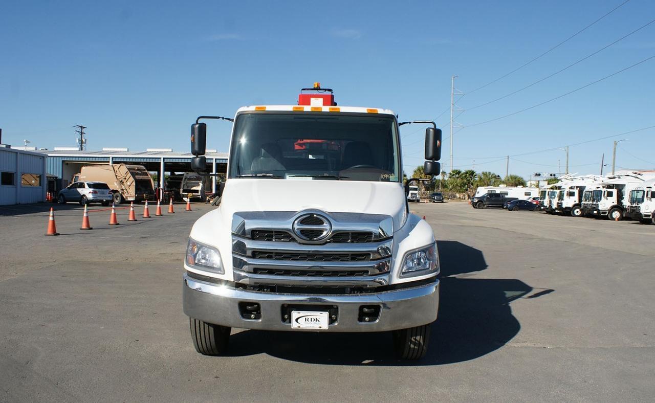 2025 Hino L7 28 Yard Pac Mac ML Grapple Truck