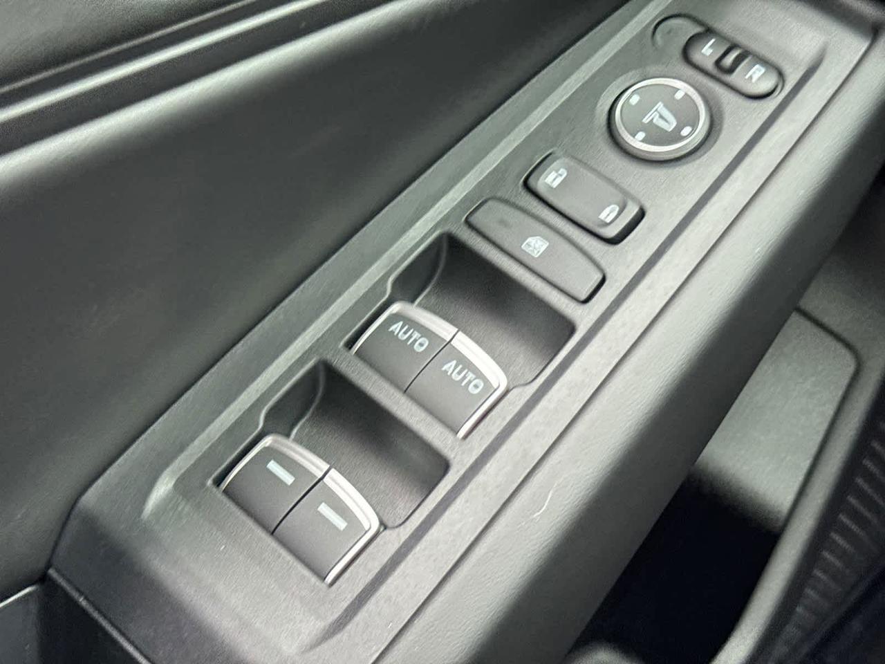 2025 Honda Accord Hybrid EX-L Dartmouth MA