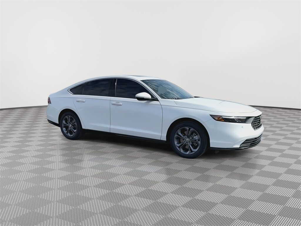 2025 Honda Accord Hybrid EX-L photo 2