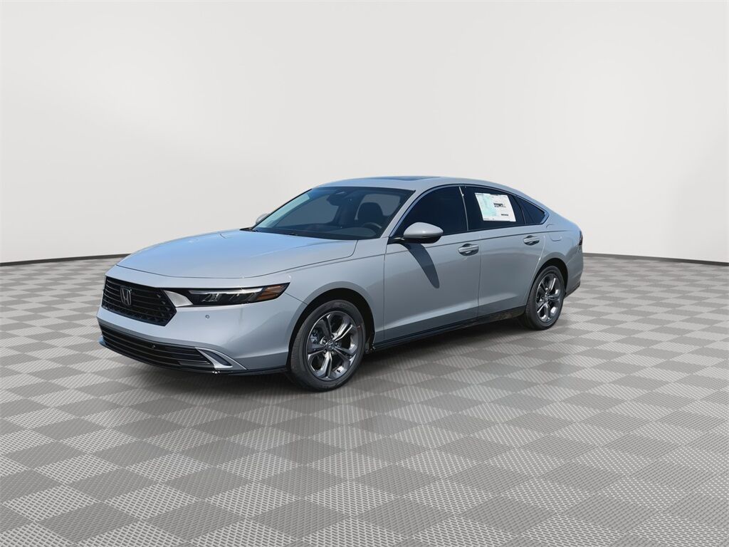 2025 Honda Accord Hybrid EX-L photo 4
