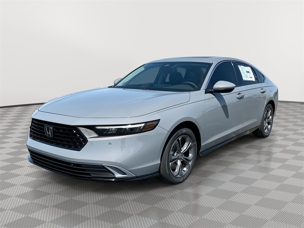 2025 Honda Accord Hybrid Touring photo 19