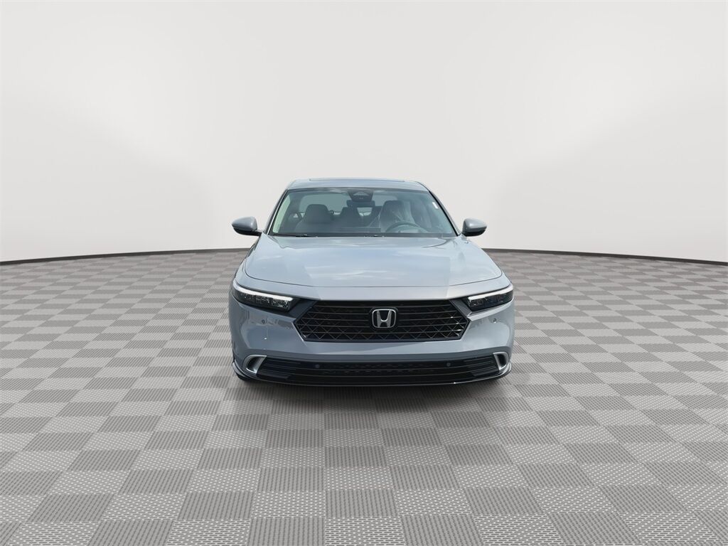 2025 Honda Accord Hybrid Touring photo 3
