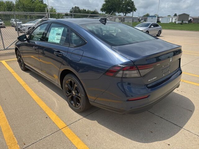2025 Honda Accord SE West Burlington IA