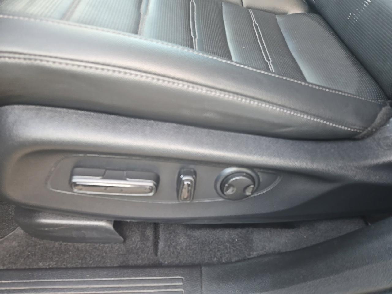 2025 Honda CR-V EX-L West Burlington IA