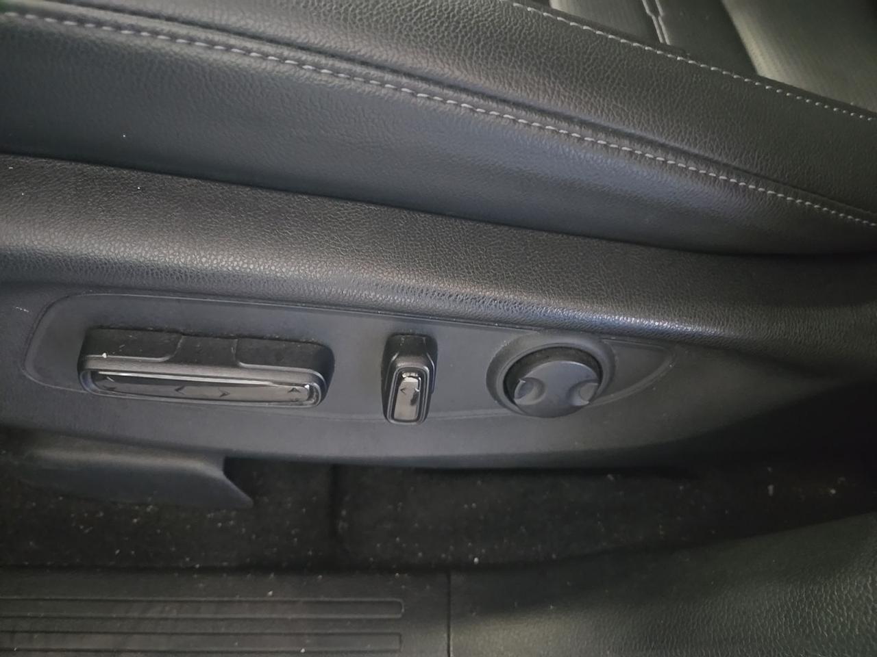 2025 Honda CR-V EX-L West Burlington IA