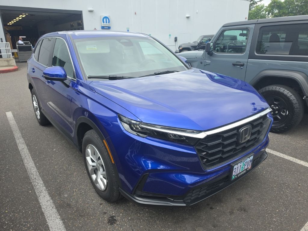 2025 Honda CR-V LX AWD's photo