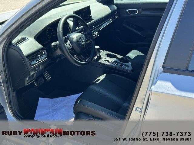 2025 Honda Civic Hatchback Sport photo 8