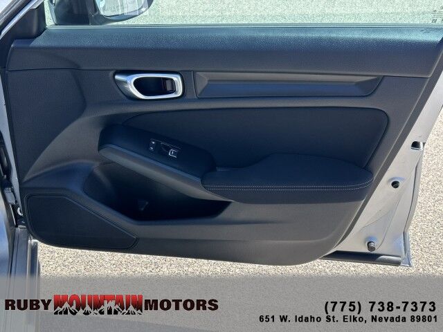 2025 Honda Civic Hatchback Sport photo 22