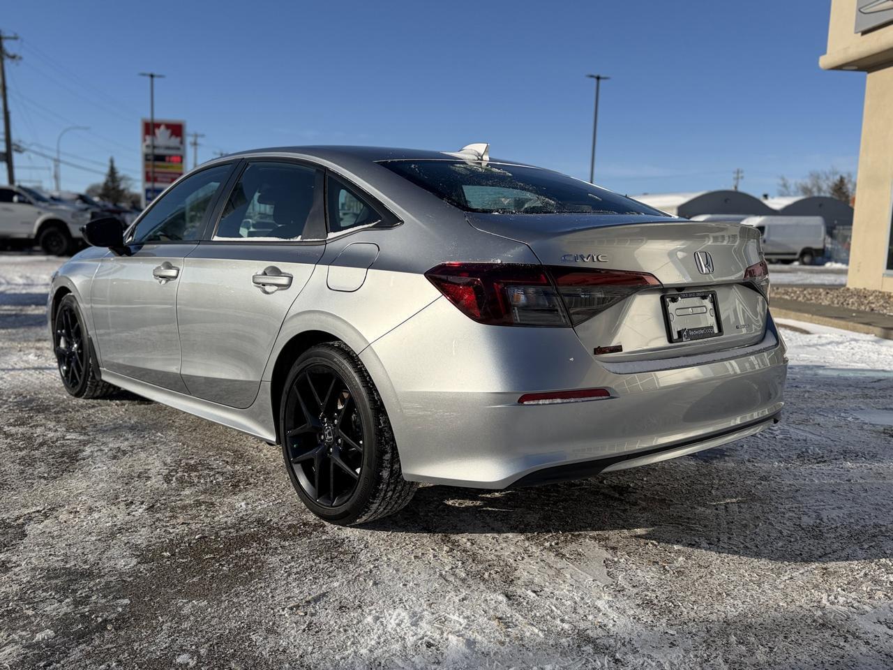 2025 Honda Civic Sedan Hybrid Sport | Prem Cloth | Heated Seats | Low Km | Sun Roof | Active Drive Modes Redwater AB