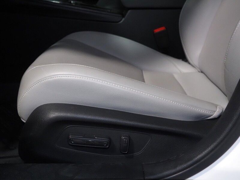 2025 Honda Civic Sedan Hybrid Sport Touring *NAVIGATION, ADAPTIVE CRUISE, SAFETY ALERTS, BACKUP-CAMERA, COLOR TOUCHSCREEN, MOONROOF, LEATHER, HEATED SEATS, REMOTE START, KEYLESS ENTRY, BOSE, WIRELESS CHARGING, ANDROID & APPLE Round Rock TX