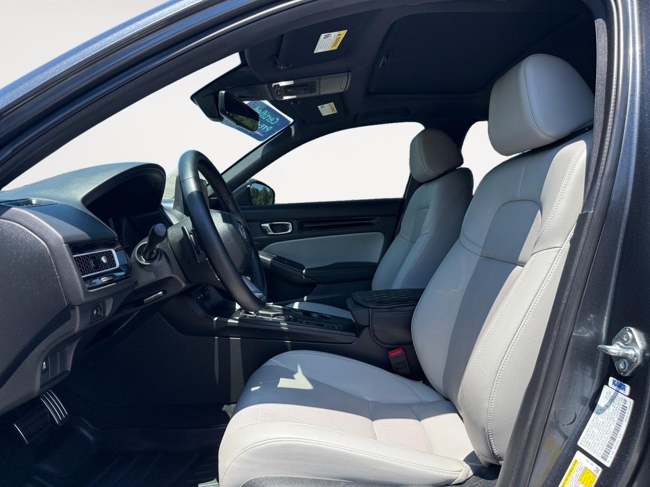 2025 Honda Civic Sedan Hybrid Sport Touring, SUNROOF, APPLE CARPLAY/ANDROID AUTO, BACKUP CAMERA, BLIND SPOT ALERT, BOSE SPEAKERS, POWER SEATS, ALL WEATHER FLOOR MATS, LOW MILES, CLEAN CARFAX, ONLY 1 OWNER!