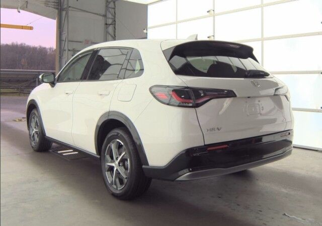 2025 Honda HR-V EX-L photo 3