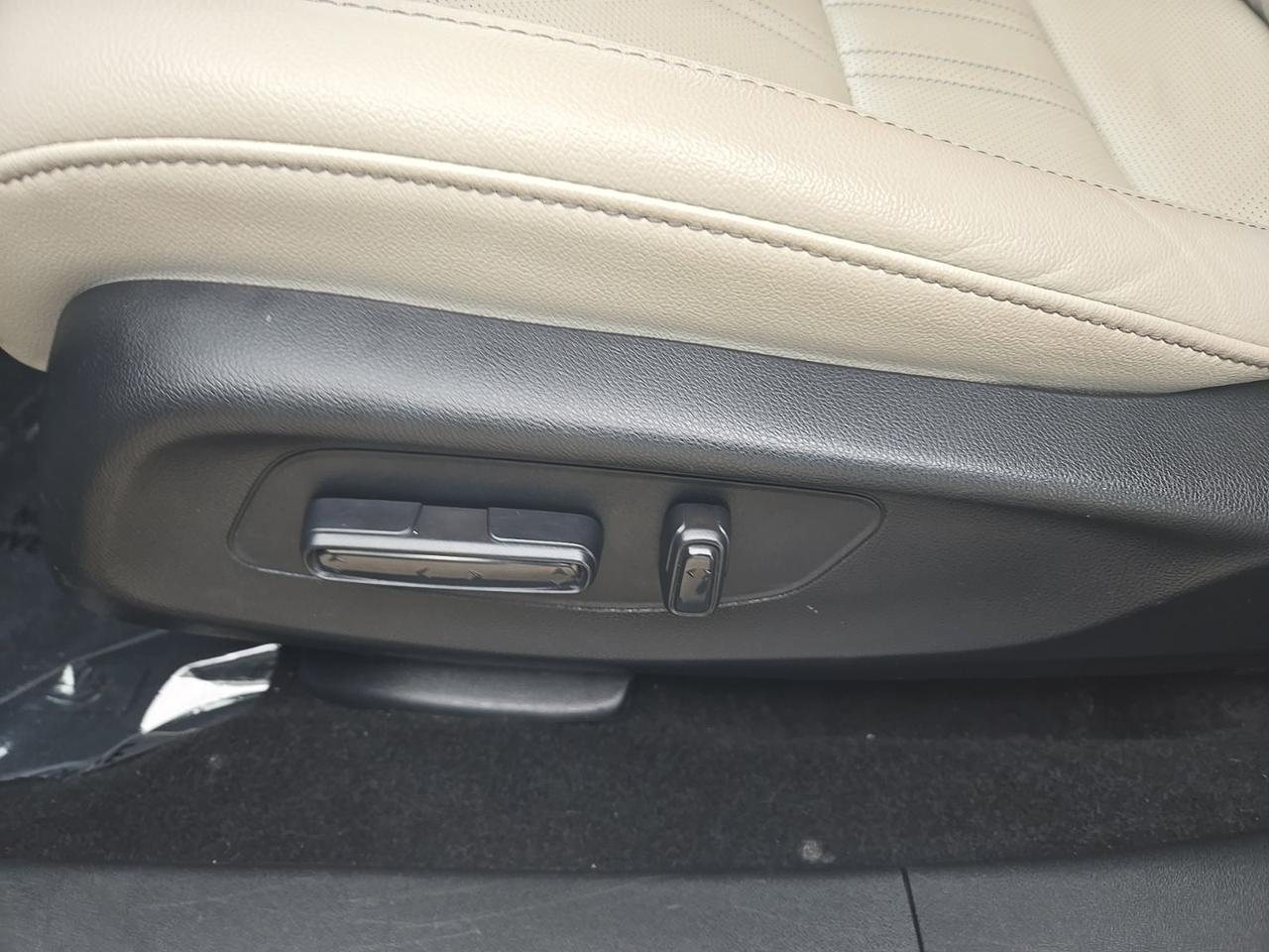 2025 Honda HR-V EX-L West Burlington IA