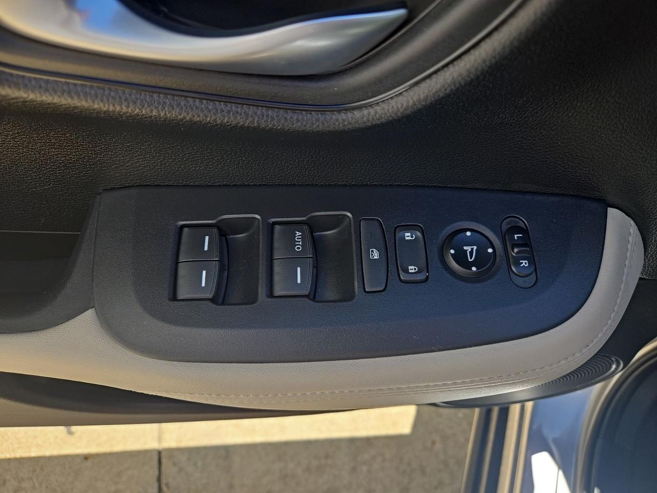 2025 Honda HR-V LX West Burlington IA