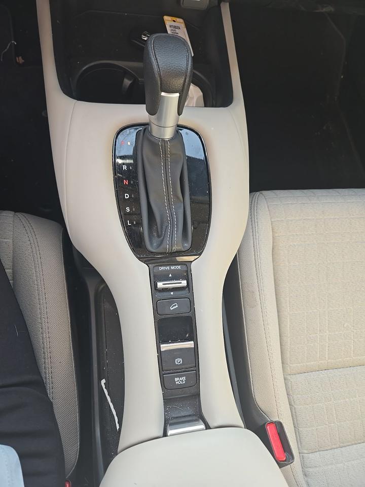 2025 Honda HR-V LX West Burlington IA