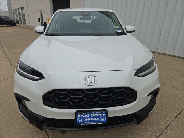 2025 Honda HR-V LX photo 3
