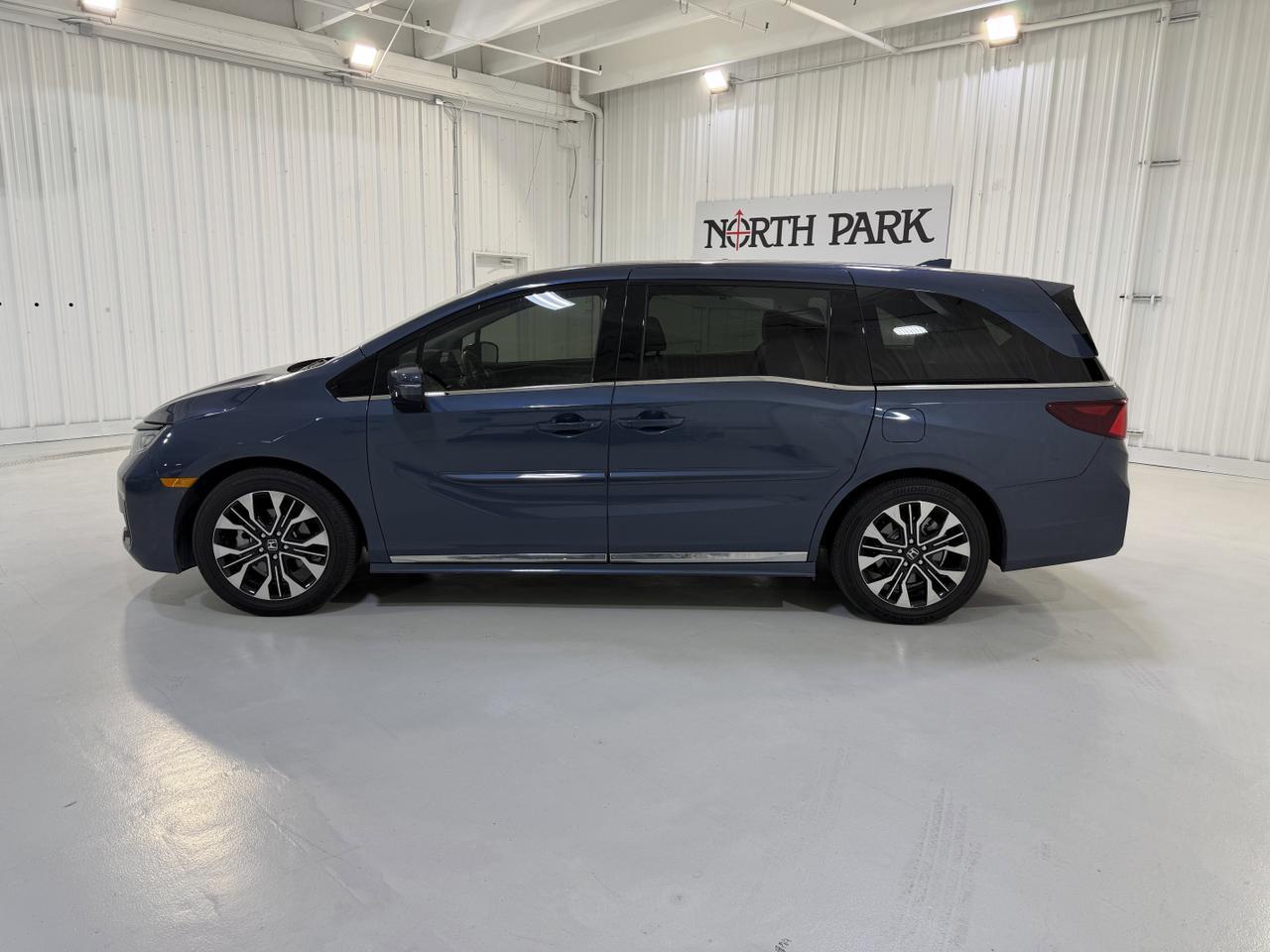 2025 Honda Odyssey Elite