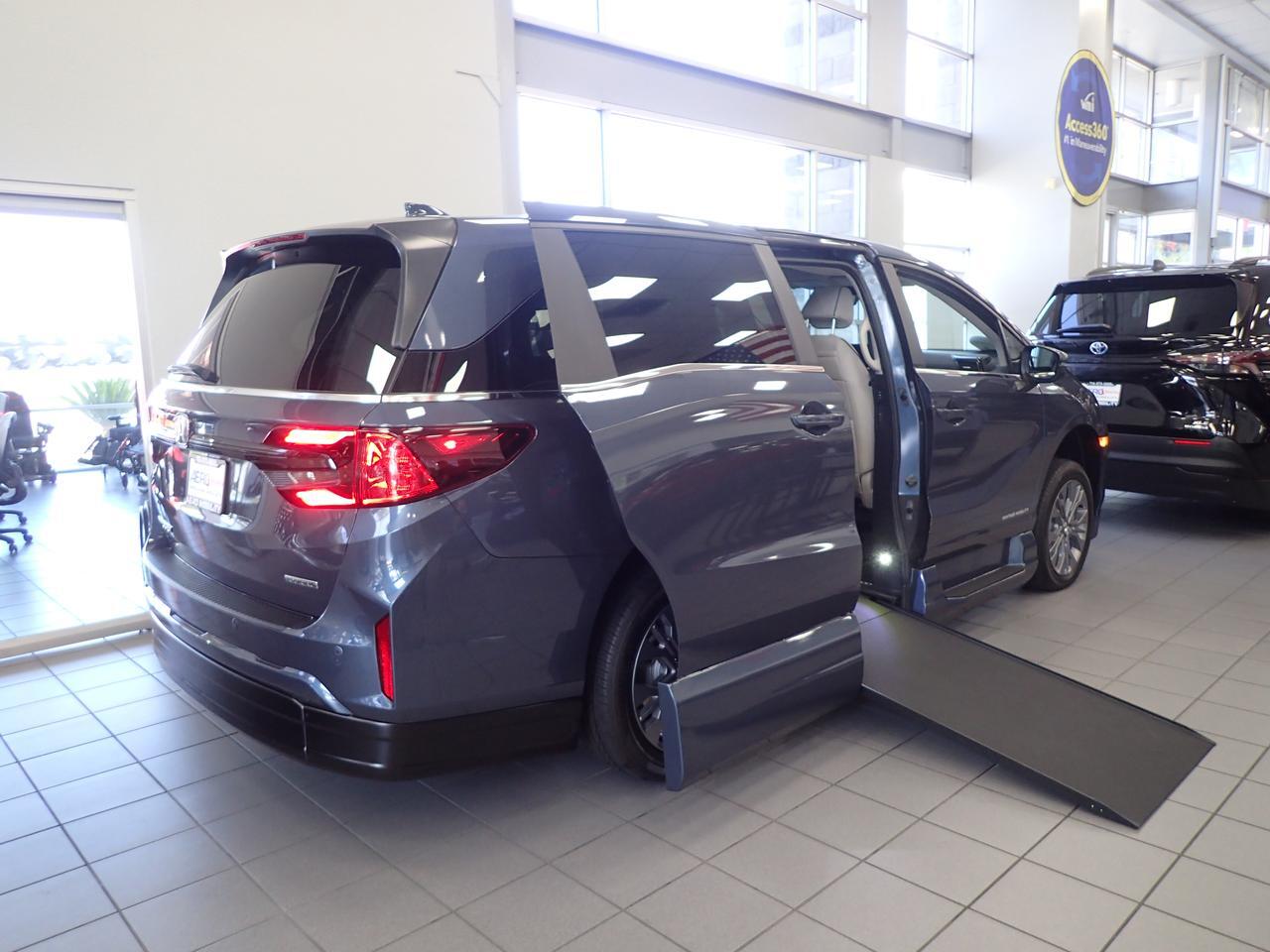 2025 Honda Odyssey Touring Anaheim CA