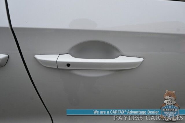 2025 Honda Odyssey Touring / Auto Start / Power & Heated Leather Seats / NAV / Sunroof / Adaptive Cruise Control / Lane Departure & Blind Spot Alert / Apple CarPlay & Android Auto / Back Up Camera / 3rd Row / Seats 8 / 1-Owner Anchorage AK