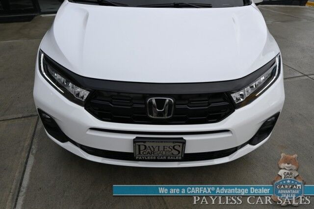 2025 Honda Odyssey Touring / Auto Start / Power & Heated Leather Seats / NAV / Sunroof / Adaptive Cruise Control / Lane Departure & Blind Spot Alert / Apple CarPlay & Android Auto / Back Up Camera / 3rd Row / Seats 8 / 1-Owner Anchorage AK