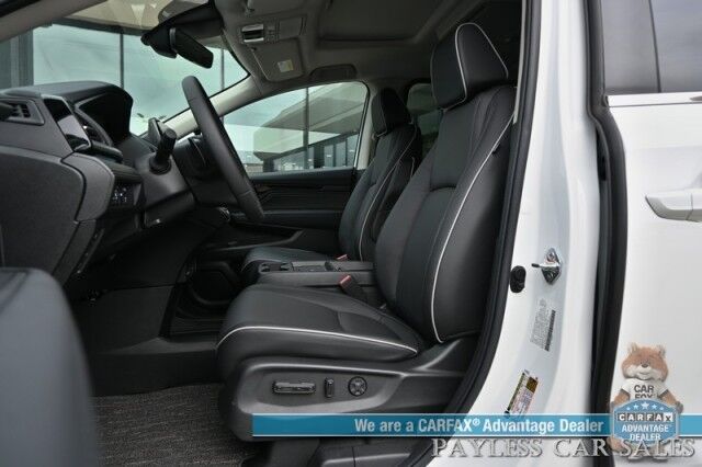 2025 Honda Odyssey Touring / Auto Start / Power & Heated Leather Seats / NAV / Sunroof / Adaptive Cruise Control / Lane Departure & Blind Spot Alert / Apple CarPlay & Android Auto / Back Up Camera / 3rd Row / Seats 8 / 1-Owner Anchorage AK